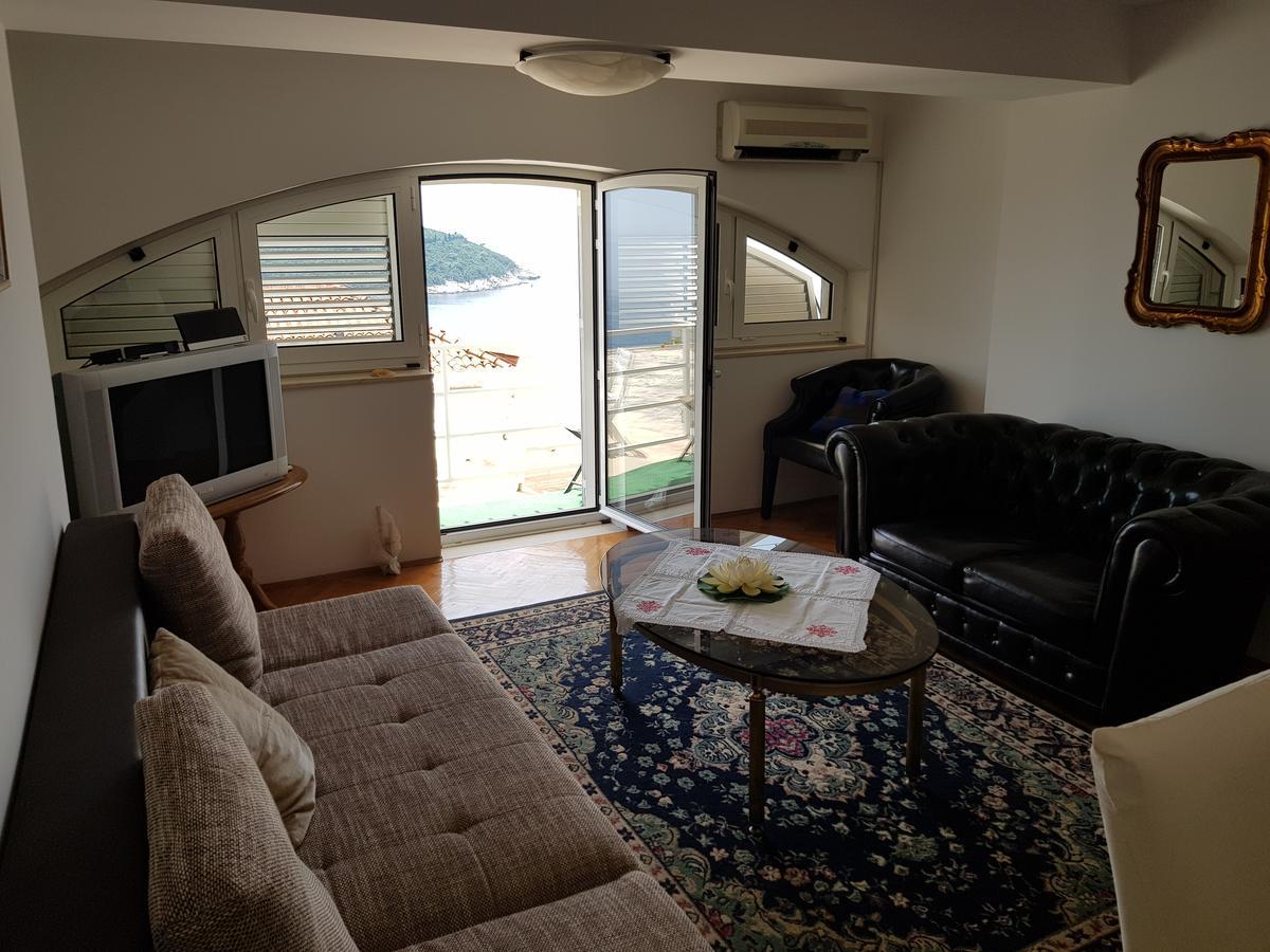Apartment Dove With Sea View And Free Parking Дубровник Екстериор снимка